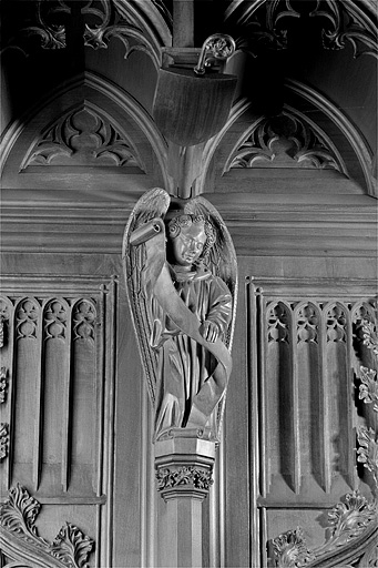 La onzième statuette interdorsale. © Jérôme Mongreville / Région Bourgogne-Franche-Comté, Inventaire du patrimoine - 1998