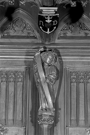 Vue de la dixième statuette interdorsale. © Jérôme Mongreville / Région Bourgogne-Franche-Comté, Inventaire du patrimoine - 1998