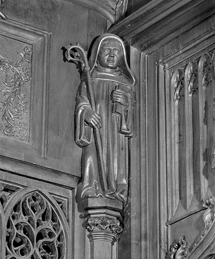 Vue de la première statuette interdorsale. © Jérôme Mongreville / Région Bourgogne-Franche-Comté, Inventaire du patrimoine - 1998