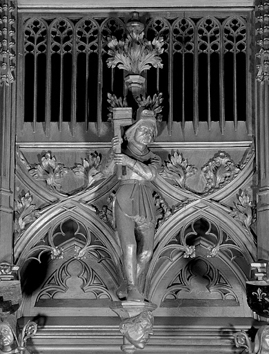 Vue de la quinzième statuette du dais : bourreau. © Jérôme Mongreville / Région Bourgogne-Franche-Comté, Inventaire du patrimoine - 1998