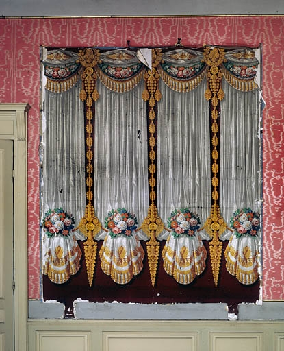 Logis principal : détail d'un papier peint du premier étage. © Jérôme Mongreville / Région Bourgogne-Franche-Comté, Inventaire du patrimoine - 1999