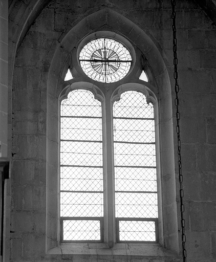 Baie de la deuxième travée du collatéral nord. © Jérôme Mongreville / Région Bourgogne-Franche-Comté, Inventaire du patrimoine - 1999