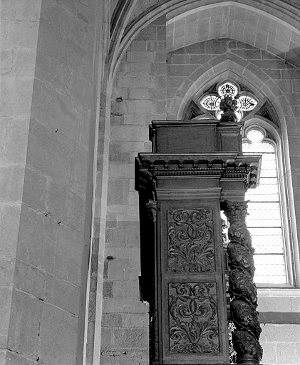 Détail du parement du collatéral sud à hauteur de la huitième travée. © Jérôme Mongreville / Région Bourgogne-Franche-Comté, Inventaire du patrimoine - 1999