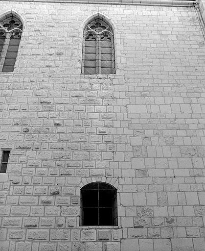 Détail du flanc sud : couture à hauteur de la huitième travée. © Jérôme Mongreville / Région Bourgogne-Franche-Comté, Inventaire du patrimoine - 1999