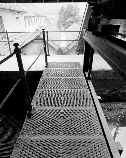 Passerelle sur le canal. © Yves Sancey / Région Bourgogne-Franche-Comté, Inventaire du patrimoine - 1999