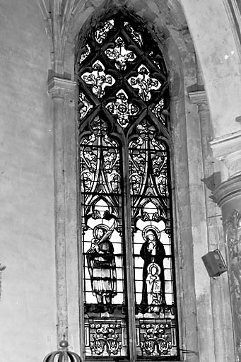 Baie n° 1 : saint Vernier et Education de la Vierge. © Yves Sancey / Région Bourgogne-Franche-Comté, Inventaire du patrimoine - 2000