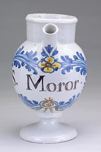 Une chevrette vue de face. © Jérôme Mongreville / Région Bourgogne-Franche-Comté, Inventaire du patrimoine - 2000