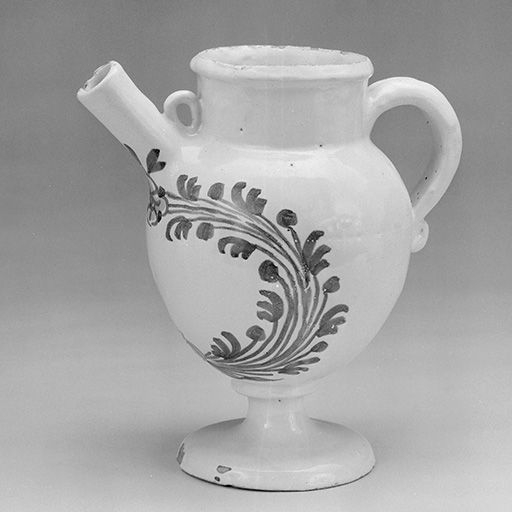 Une chevrette vue de profil. © Jérôme Mongreville / Région Bourgogne-Franche-Comté, Inventaire du patrimoine - 2000