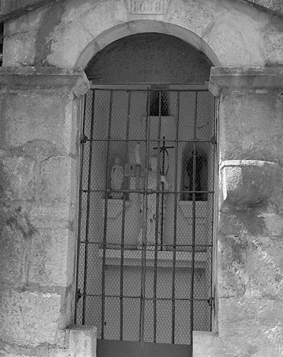 Porte d'accès à l'autel, grille. © Jérôme Mongreville / Région Bourgogne-Franche-Comté, Inventaire du patrimoine - 2000