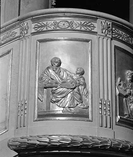 Premier panneau de la cuve : saint Matthieu. © Jérôme Mongreville / Région Bourgogne-Franche-Comté, Inventaire du patrimoine - 2000