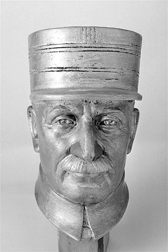 Général de la Première Guerre mondiale (?). © Jérôme Mongreville / Région Bourgogne-Franche-Comté, Inventaire du patrimoine - 2000