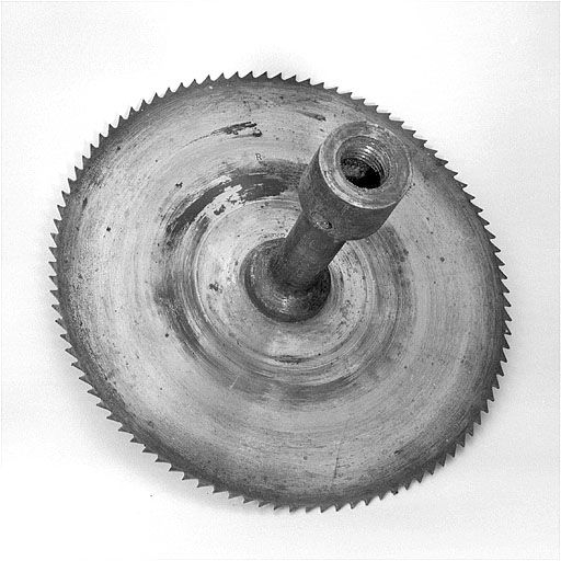 Lame de scie vue en plongée. © Jérôme Mongreville / Région Bourgogne-Franche-Comté, Inventaire du patrimoine - 2000