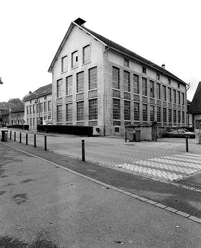 Vue d'ensemble depuis le nord-est. © Yves Sancey / Région Bourgogne-Franche-Comté, Inventaire du patrimoine - 2000 Vue d'ensemble depuis le nord-est. © Yves Sancey / Région Bourgogne-Franche-Comté, Inventaire du patrimoine - 2000