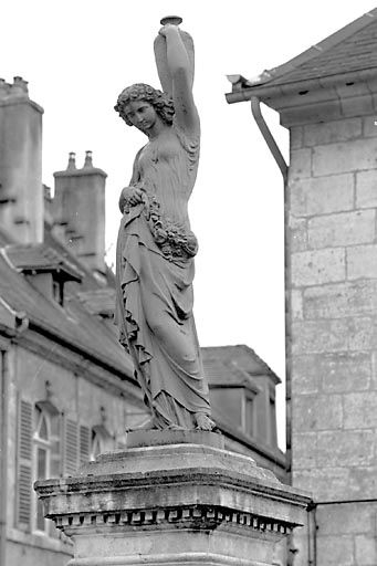 Vue d'ensemble de trois quarts. © Jérôme Mongreville / Région Bourgogne-Franche-Comté, Inventaire du patrimoine - 2001