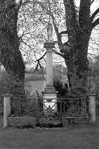 Vue d'ensemble de face. © Jérôme Mongreville / Région Bourgogne-Franche-Comté, Inventaire du patrimoine - 2001