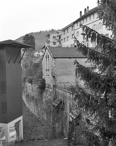 Mur sud de la clôture. © Yves Sancey / Région Bourgogne-Franche-Comté, Inventaire du patrimoine - 2001