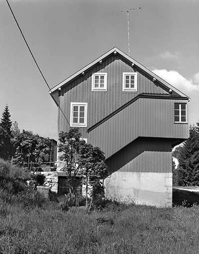 Face droite. © Jérôme Mongreville / Région Bourgogne-Franche-Comté, Inventaire du patrimoine - 2001