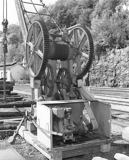 Pivot et treuil, côté moteur. © Jérôme Mongreville / Région Bourgogne-Franche-Comté, Inventaire du patrimoine - 2001