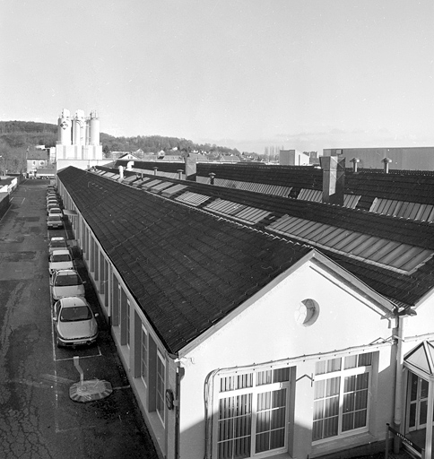 Vue plongeante sur les travées nord des ateliers de fabrication. © Jérôme Mongreville / Région Bourgogne-Franche-Comté, Inventaire du patrimoine - 2001