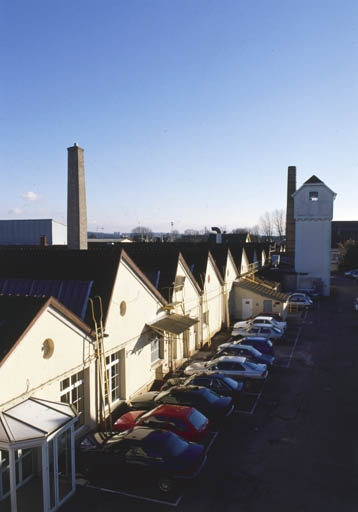 Vue plongeante sur les pignons ouest de l'atelier de fabrication. © Jérôme Mongreville / Région Bourgogne-Franche-Comté, Inventaire du patrimoine - 2001