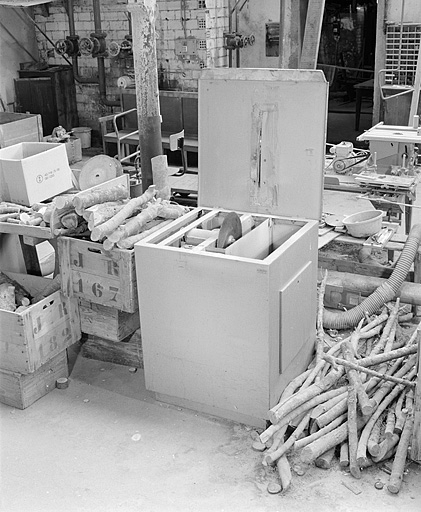 Détail d'une des scies, le couvercle relevé. © Jérôme Mongreville / Région Bourgogne-Franche-Comté, Inventaire du patrimoine - 2002