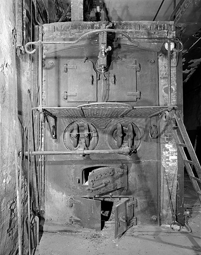 Détail de la façade antérieure. © Jérôme Mongreville / Région Bourgogne-Franche-Comté, Inventaire du patrimoine - 2002