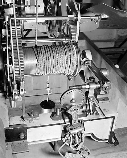 Système de remontage du poids. © Jérôme Mongreville / Région Bourgogne-Franche-Comté, Inventaire du patrimoine - 2002