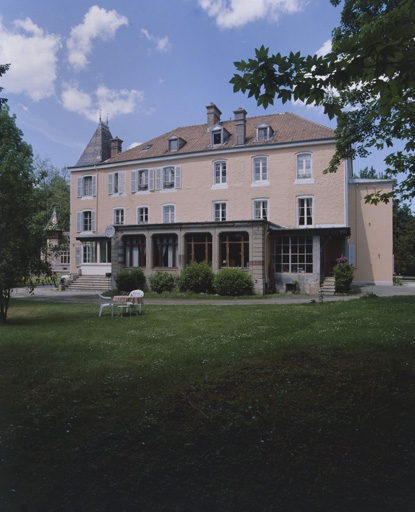 Façade postérieure. © Yves Sancey / Région Bourgogne-Franche-Comté, Inventaire du patrimoine - 2002