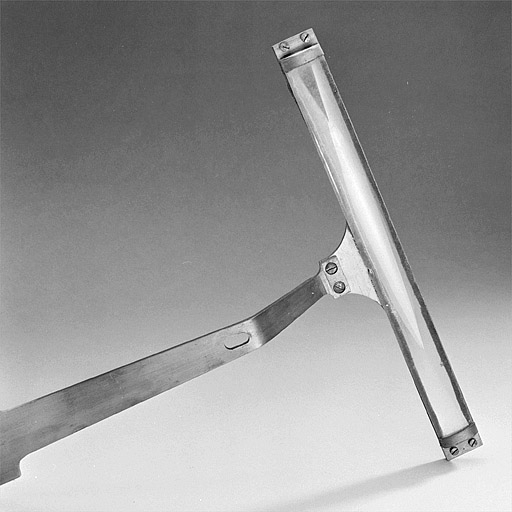 Loupe (pour niveau ?). © Jérôme Mongreville / Région Bourgogne-Franche-Comté, Inventaire du patrimoine - 2003