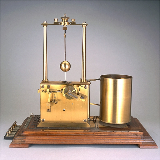 Vue de dos. © Jérôme Mongreville / Région Bourgogne-Franche-Comté, Inventaire du patrimoine - 2003