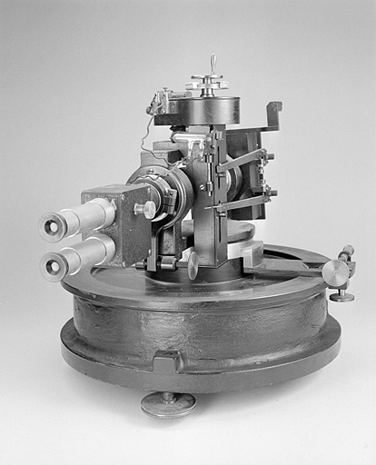 Vue d'ensemble sans le limbe horizontal. © Jérôme Mongreville / Région Bourgogne-Franche-Comté, Inventaire du patrimoine - 2003 Vue d'ensemble sans le limbe horizontal. © Jérôme Mongreville / Région Bourgogne-Franche-Comté, Inventaire du patrimoine - 2003