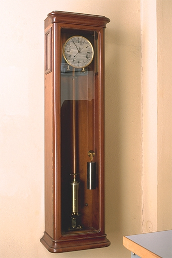 Vue d'ensemble, coffre fermé. © Jérôme Mongreville / Région Bourgogne-Franche-Comté, Inventaire du patrimoine - 2003