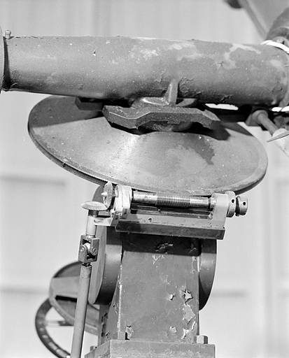 Système de rotation : engrenages, vis sans fin et disque denté. © Yves Sancey / Région Bourgogne-Franche-Comté, Inventaire du patrimoine - 2003