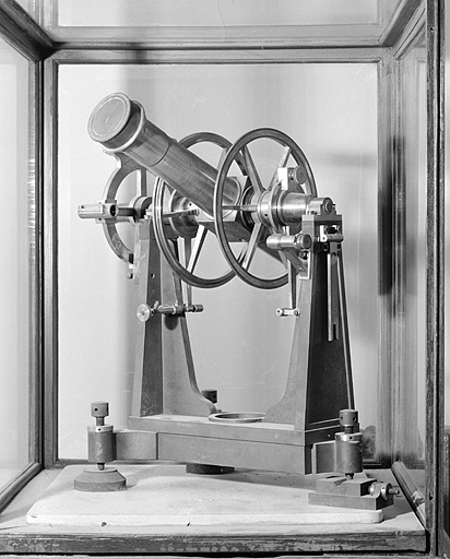L'instrument des passages. © Yves Sancey / Région Bourgogne-Franche-Comté, Inventaire du patrimoine - 2003 L'instrument des passages. © Yves Sancey / Région Bourgogne-Franche-Comté, Inventaire du patrimoine - 2003