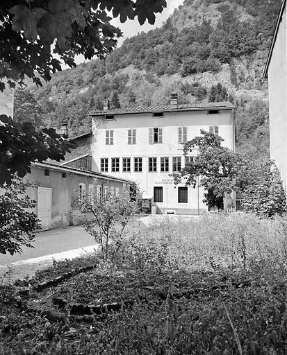 Usine de lunetterie Gouverneur-Audigier (66 rue de la République). © Yves Sancey / Région Bourgogne-Franche-Comté, Inventaire du patrimoine - 2003 Usine de lunetterie Gouverneur-Audigier (66 rue de la République). © Yves Sancey / Région Bourgogne-Franche-Comté, Inventaire du patrimoine - 2003