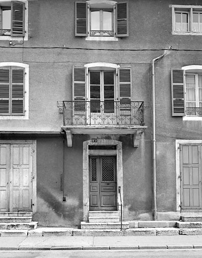 Façade antérieure : travée centrale. © Yves Sancey / Région Bourgogne-Franche-Comté, Inventaire du patrimoine - 2003