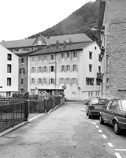 Vue d'ensemble, depuis le sud-ouest. © Yves Sancey / Région Bourgogne-Franche-Comté, Inventaire du patrimoine - 2003