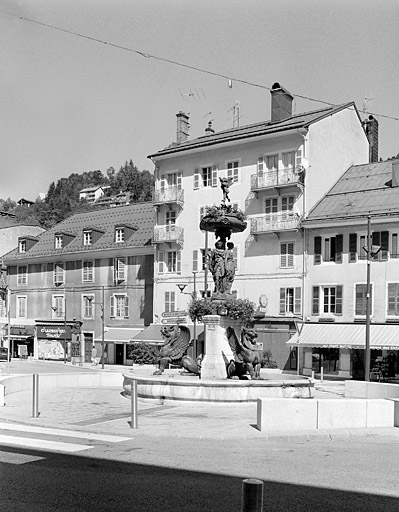 Vue d'ensemble, depuis le sud-ouest. © Yves Sancey / Région Bourgogne-Franche-Comté, Inventaire du patrimoine - 2003