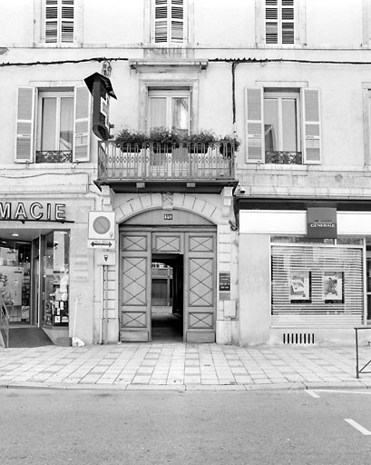 Entrée principale. © Yves Sancey / Région Bourgogne-Franche-Comté, Inventaire du patrimoine - 2003