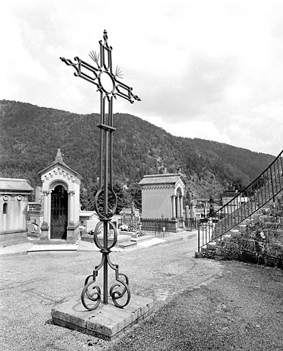 Vue de dos. © Yves Sancey / Région Bourgogne-Franche-Comté, Inventaire du patrimoine - 2003