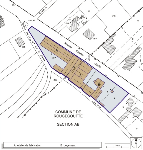 Plan-masse et de situation. Montage d'extraits de plan cadastral, Giromagny, 1984, section AI, 1:1000 et Rougegoutte, 1983, section AH, 1:1000. © André Céréza / Région Bourgogne-Franche-Comté, Inventaire du patrimoine - 2003