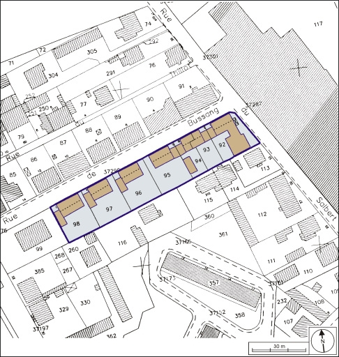 Plan-masse et de situation de la cité ouvrière. Extrait du plan cadastral, 2001, section AB, 1:1000. © André Céréza / Région Bourgogne-Franche-Comté, Inventaire du patrimoine - 2003