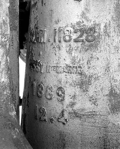 Date et inscription concernant le lieu d'exécution. © Yves Sancey / Région Bourgogne-Franche-Comté, Inventaire du patrimoine - 2004