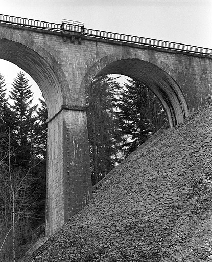 Première arche côté Andelot-en-Montagne, depuis l'est. © Yves Sancey / Région Bourgogne-Franche-Comté, Inventaire du patrimoine - 2005