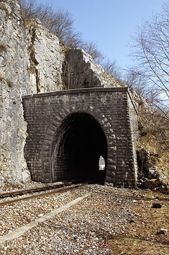 Tête côté Andelot-en-Montagne. © Yves Sancey / Région Bourgogne-Franche-Comté, Inventaire du patrimoine - 2005