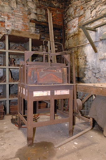 Four de plan rectangulaire (lettre C sur le plan de localisation). © Jérôme Mongreville / Région Bourgogne-Franche-Comté, Inventaire du patrimoine - 2005 Four de plan rectangulaire (lettre C sur le plan de localisation). © Jérôme Mongreville / Région Bourgogne-Franche-Comté, Inventaire du patrimoine - 2005