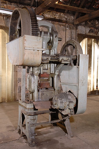 Vue de trois quarts arrière. © Jérôme Mongreville / Région Bourgogne-Franche-Comté, Inventaire du patrimoine - 2005 Vue de trois quarts arrière. © Jérôme Mongreville / Région Bourgogne-Franche-Comté, Inventaire du patrimoine - 2005