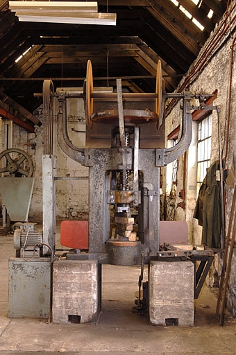 Face arrière d'une presse (A sur le plan de localisation). © Jérôme Mongreville / Région Bourgogne-Franche-Comté, Inventaire du patrimoine - 2005