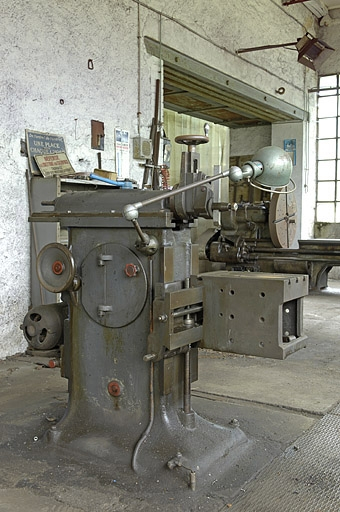 Vue d'ensemble de trois quarts gauche. © Jérôme Mongreville / Région Bourgogne-Franche-Comté, Inventaire du patrimoine - 2005