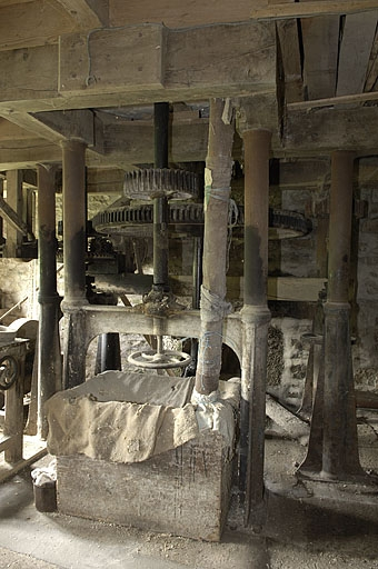 Le beffroi du moulin. © Jérôme Mongreville / Région Bourgogne-Franche-Comté, Inventaire du patrimoine - 2005